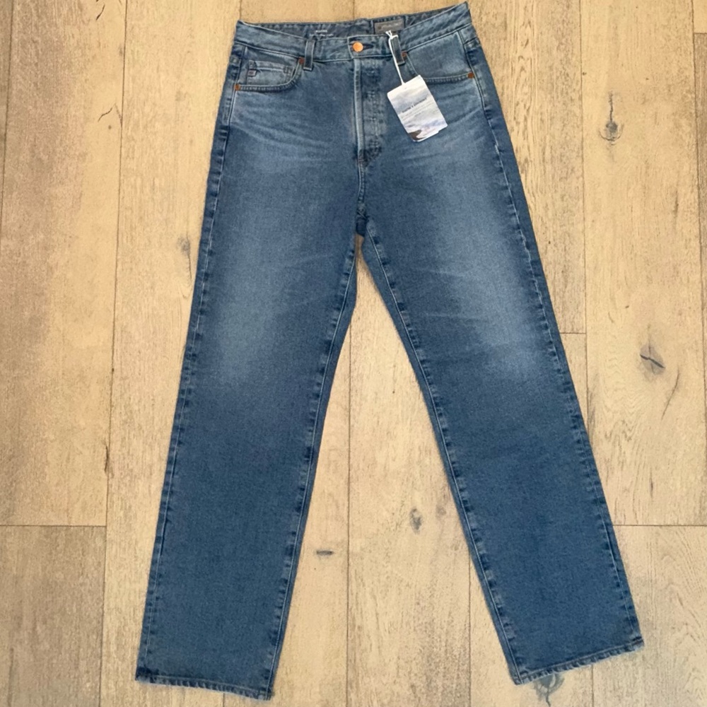 *SOLD* AG Jeans Alexxis High-Rise Straight-Leg Stretch Jeans